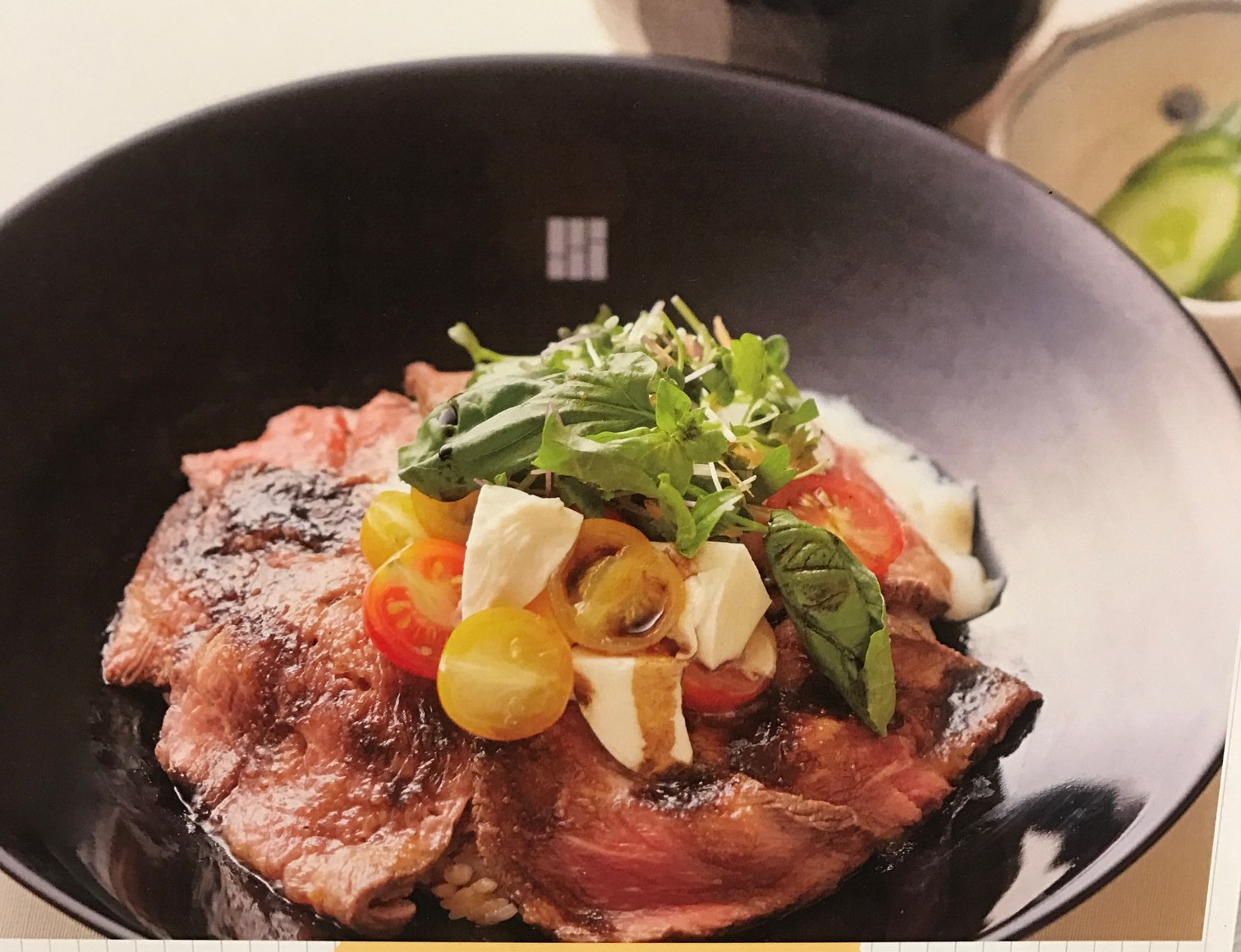 熊本あか牛ローストビーフ丼